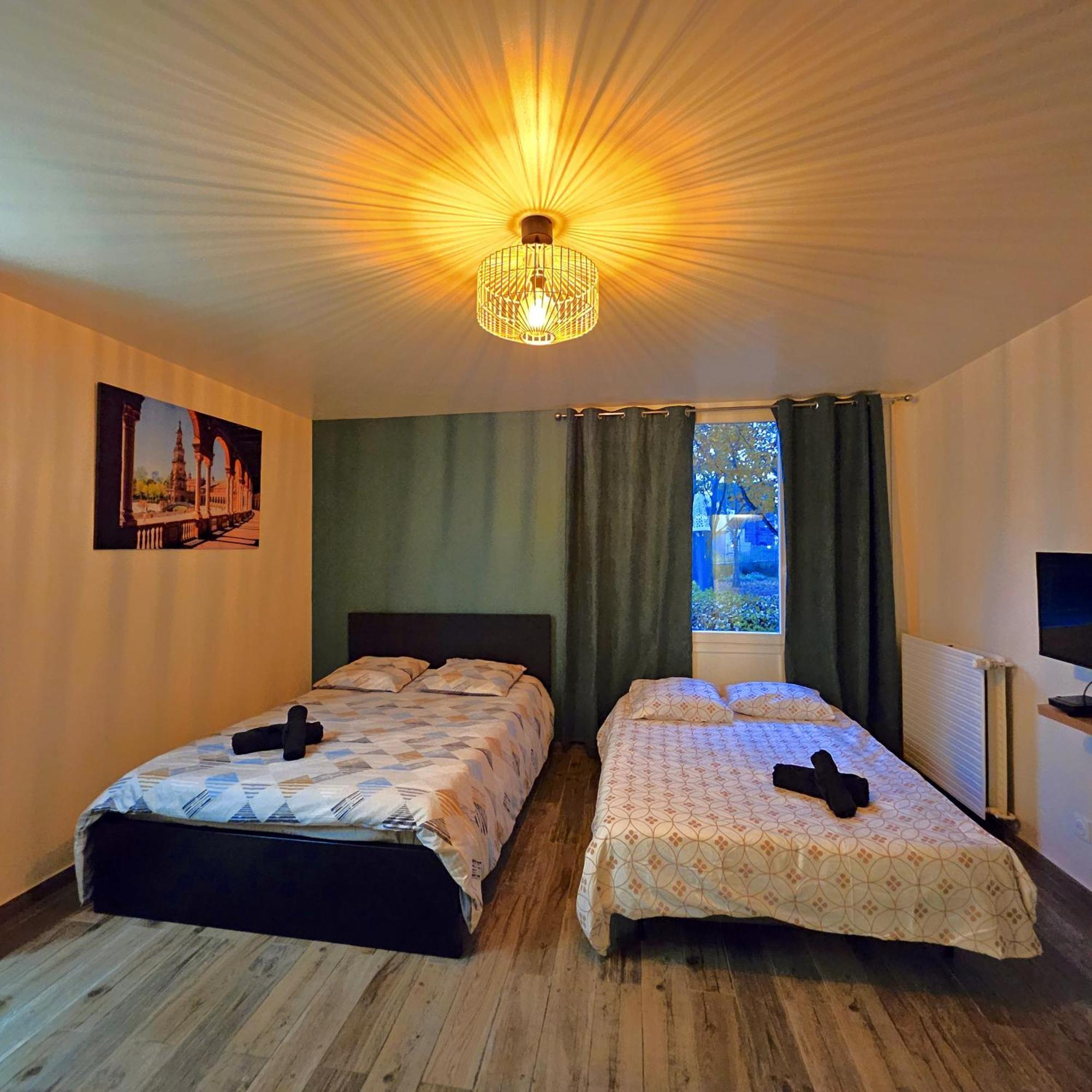 Studio Cosy Confort Moderne Vaulx-en-Velin Exterior foto